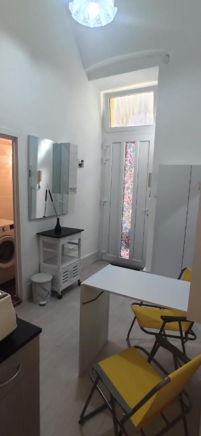 Apartament Simon Says Full Apartman In The Heart Of